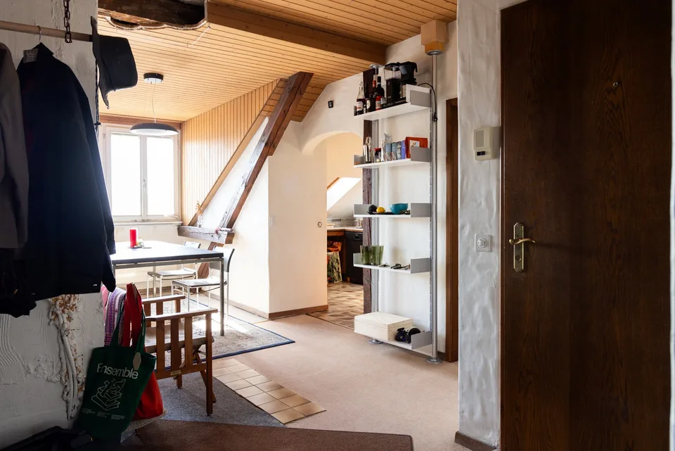 4-Zimmer-Wohnung im Kreis 6  Untermiete 1.9.2026 bis 28.2.2027