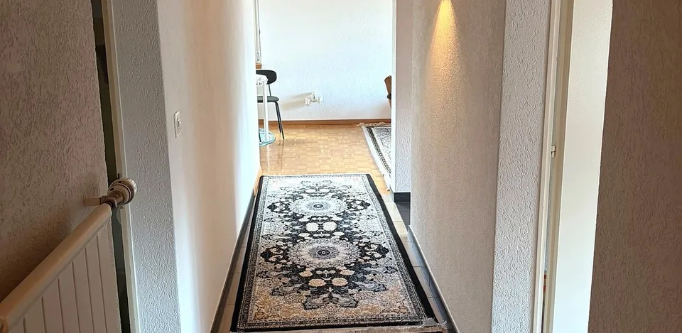 Habiter où les autres passent leurs loisirs – appartement 3,5 pièces entretenu à Gwatt avec balcon
