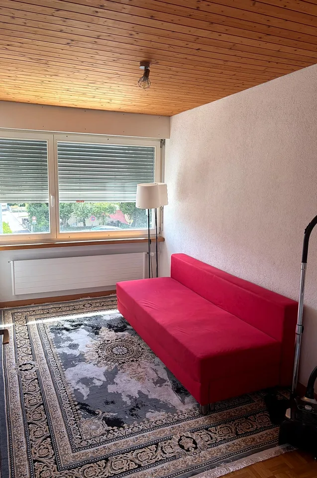 Habiter où les autres passent leurs loisirs – appartement 3,5 pièces entretenu à Gwatt avec balcon