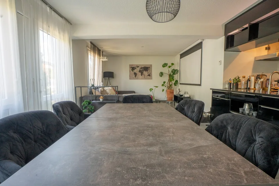 Wonderful space in a quiet neighborhood - Top view - Large terrace - Seating area