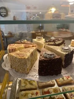 Take away, ristorante o negozio, magazzino / appartamento 3,5 locali possibile