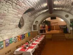 Taky away, Restaurant oder Laden, Lager / Mietwohnung 3.5 Zimmer möglich