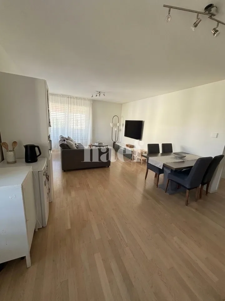 Beautiful 3.5-room apartment on the 2nd floor