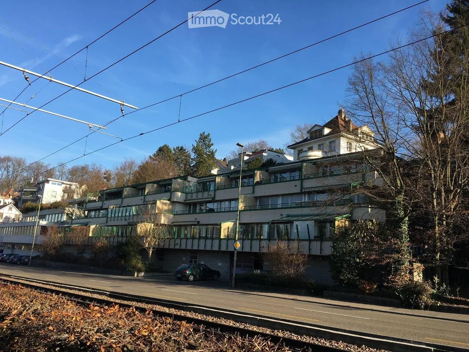 Nachmieter gesucht:4.5 Maisonette in Binningen Nähe Zoo BS