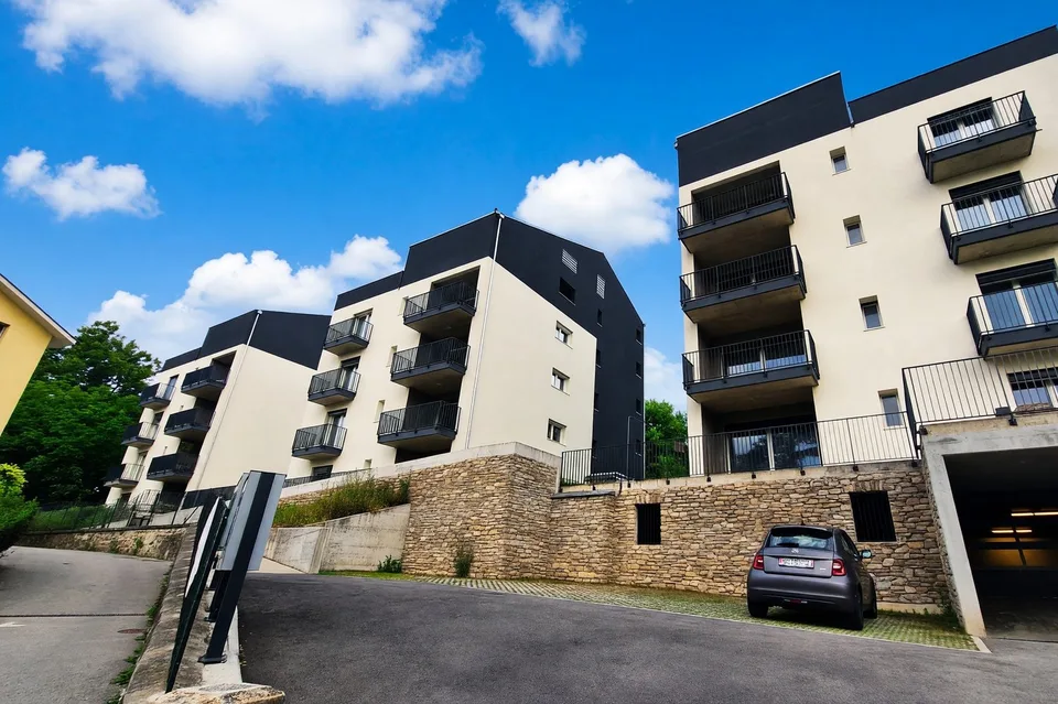 Nuovo appartamento 3,5 con terrazza coperta e due balconi