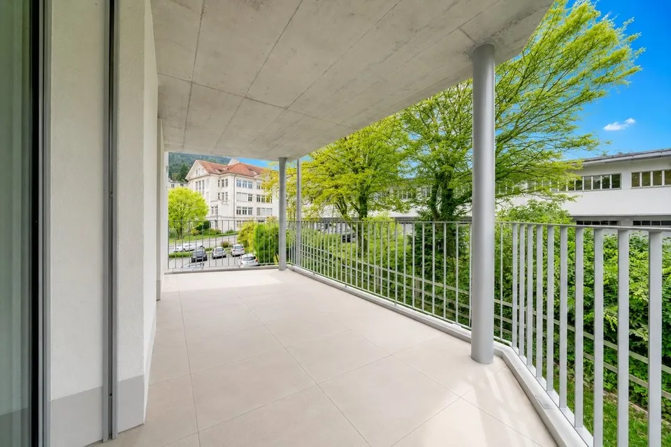 HOCHWERTIG WOHNEN MIT SONNIGEM BALKON
