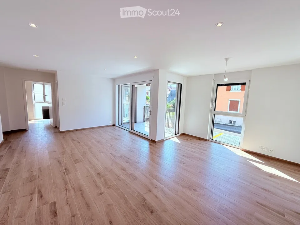 New 2.5-room apartment with balcony - October 1, 2026
