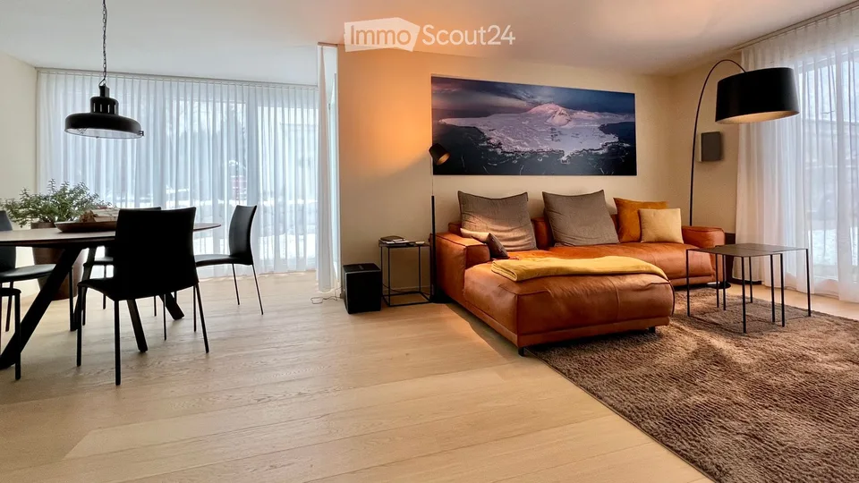 Schönes 5.5-Zimmer-Doppeleinfamilienhaus in Udligenswil – Wohnen mit Bergblick und Naturidylle