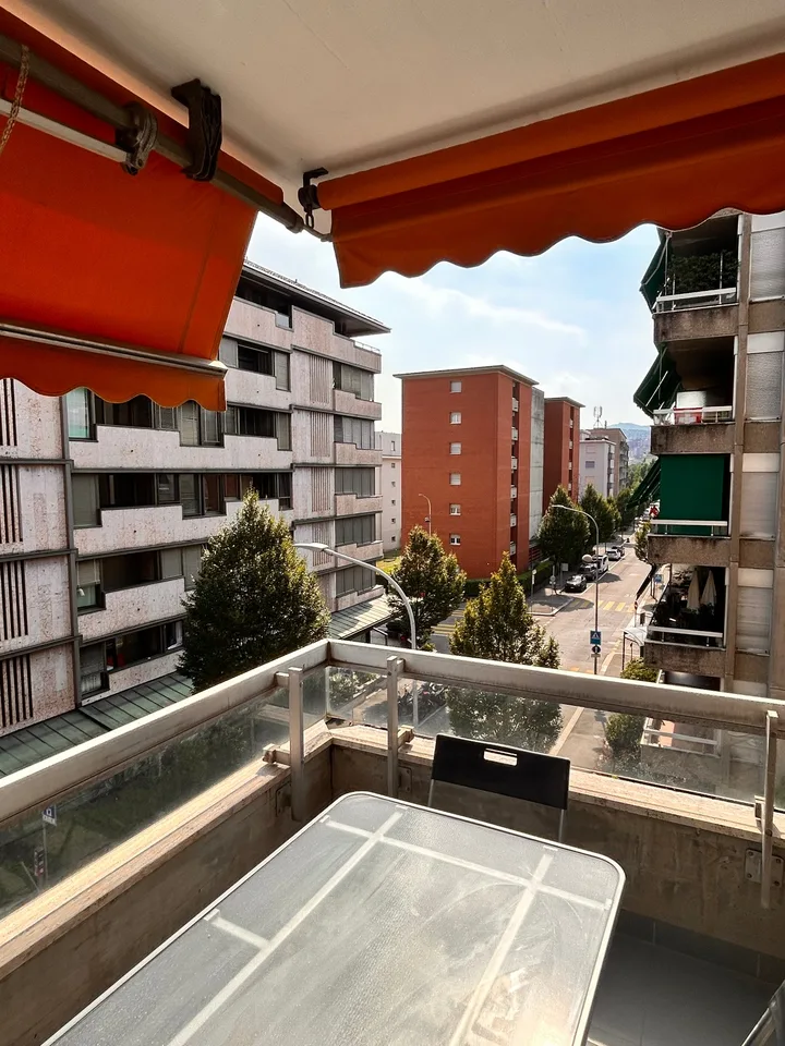 1 locale con balcone a Viganello – Disponibile subito
