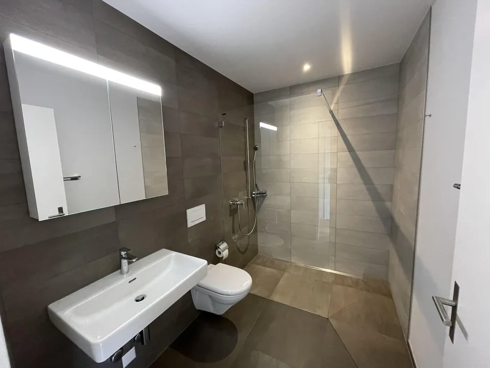 Modern 2.5 room apartment in a green area