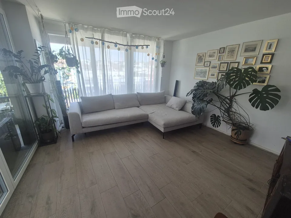 Helle 3.5-Zimmer-Wohnung in Wallisellen – Modern, zertifiziert und familienfreundlich