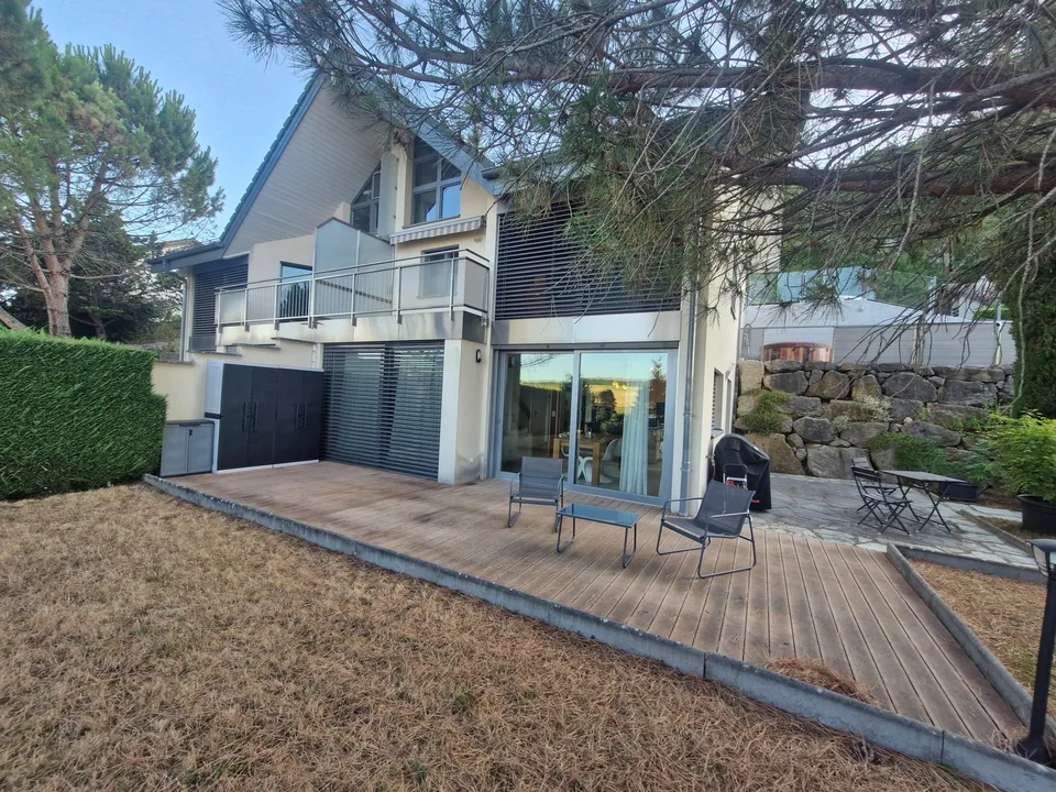 Beautiful semi-detached villa in Eclépens