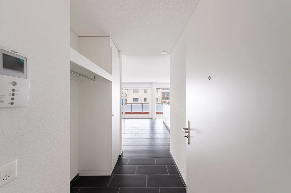 Neuwertige 3.5 Zi-Wohnung an ruhiger Lage 101m2 nähe Wald und Spital