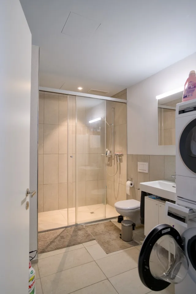 Moderne 3.5-Zimmer-Neubauwohnung in Horgen Oberdorf/Modern 3.5-rooms apartment in Horgen Oberdorf