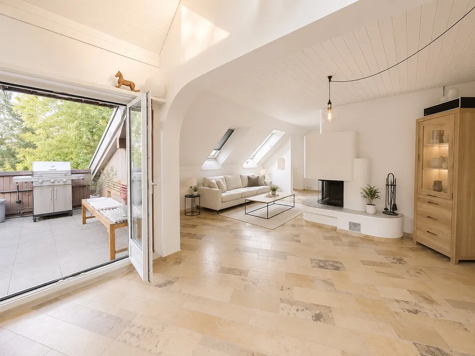 Apartment with Gallery