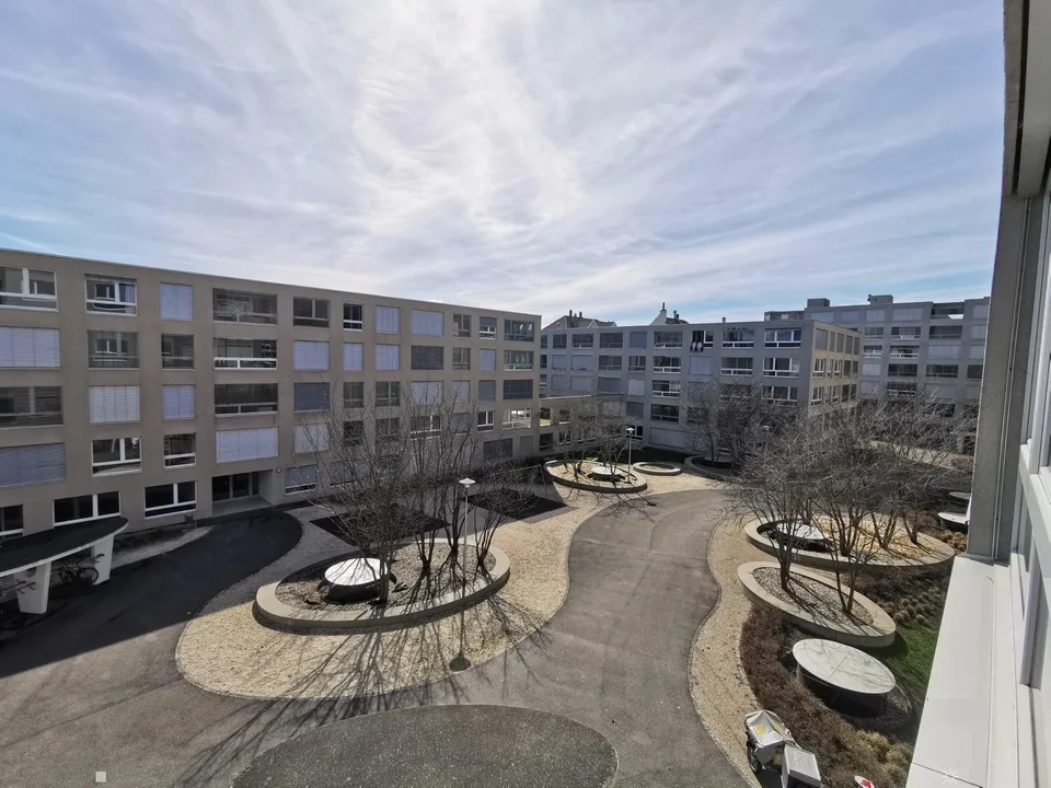 Helle 2.5-Zimmer-Wohnung in Biel – Modern und zentral gelegen