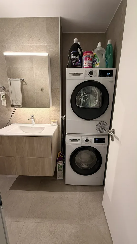 Moderne Reihenhaus-Villa 5.5 Zimmer (2025), eigener Garten, superbe Aussicht, Garage mit direktem Zugang – Foto 10 von 19