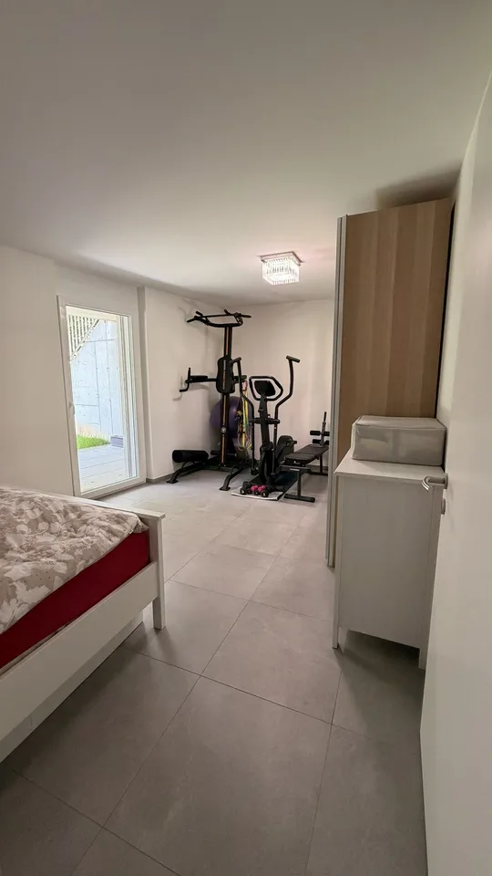 Moderne Reihenhaus-Villa 5.5 Zimmer (2025), eigener Garten, superbe Aussicht, Garage mit direktem Zugang – Foto 15 von 19