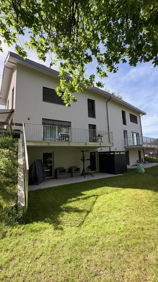 Modern semi-detached villa 5.5 rooms (2025), private garden, superb view, garage with direct access