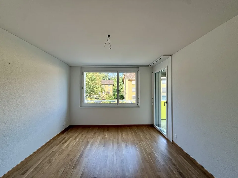 Appartamento moderno di 3,5 locali in campagna e yet vicino alla città!