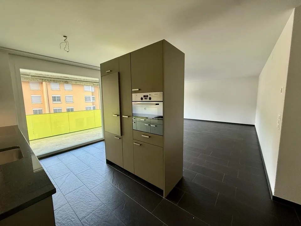 Appartamento moderno di 3,5 locali in campagna e yet vicino alla città!