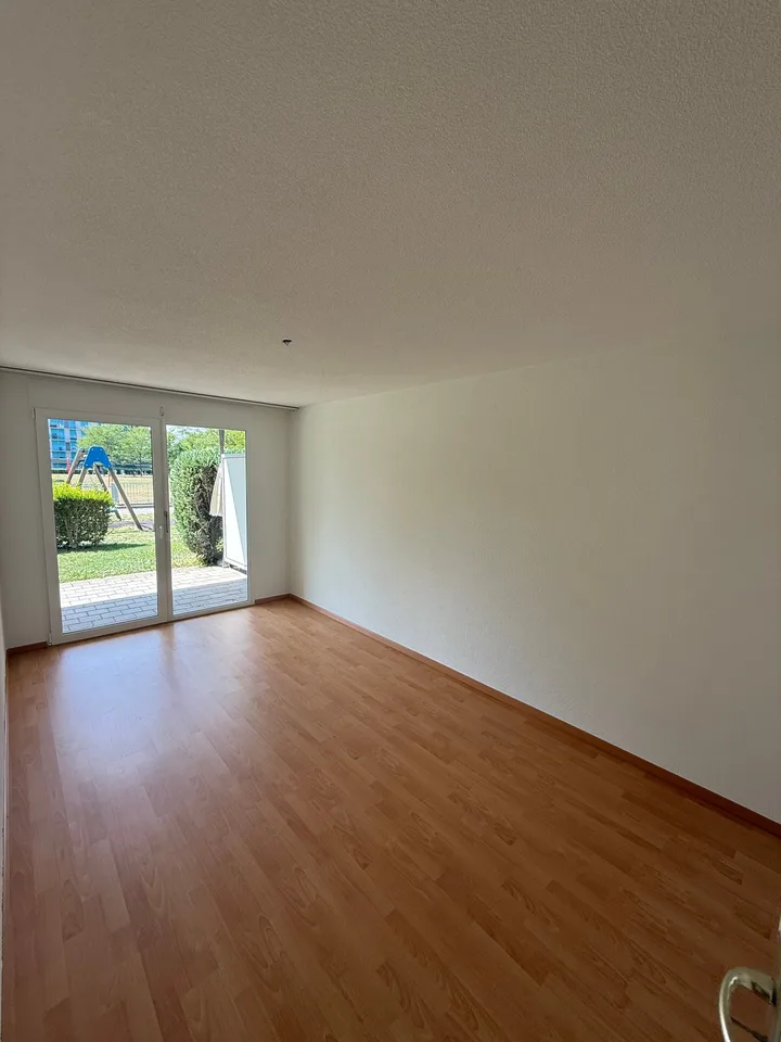 Helle 2.5-Zimmer-Wohnung mit Terrasse in Winterthur