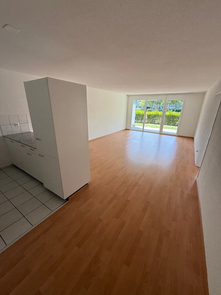 Helle 2.5-Zimmer-Wohnung mit Terrasse in Winterthur