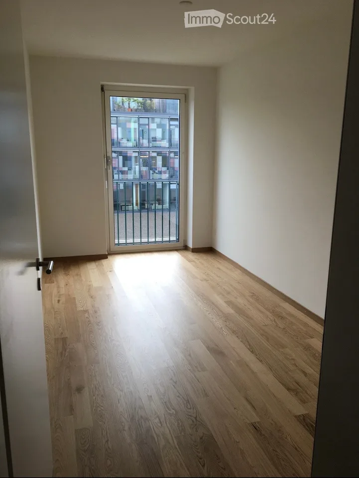Appartement à Zurich en sous-location, prise en charge possible.