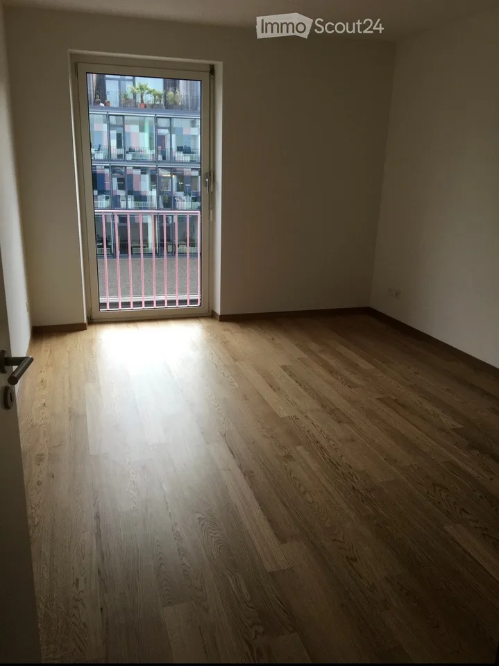Appartement à Zurich en sous-location, prise en charge possible.