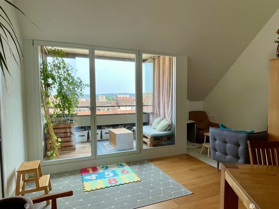 Magnifique appartement de 3,5 pièces + galerie à Biel/Bienne