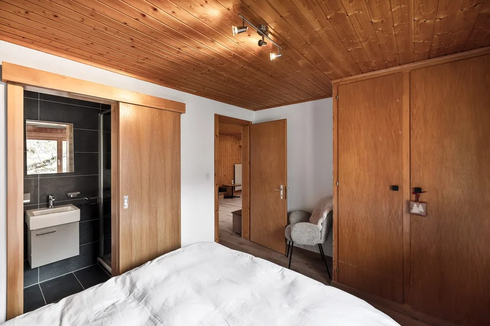 Magnificent Chalet-Style Apartment