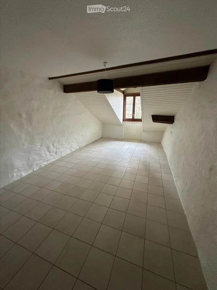 Joli 3.5 pièces bénéficiant d'une surface de 119m2 à Boudry