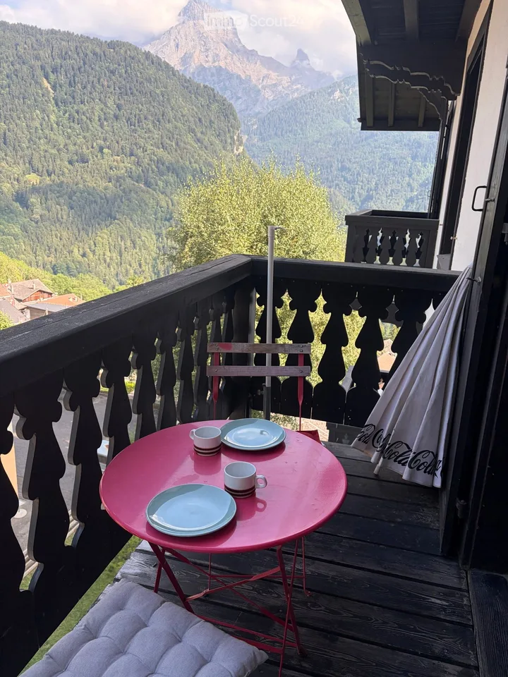 Charming furnished studio