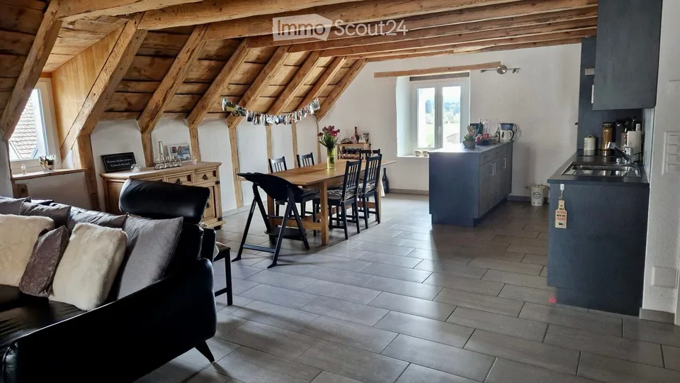 Appartement en duplex dans petite immeuble de 3 appartements