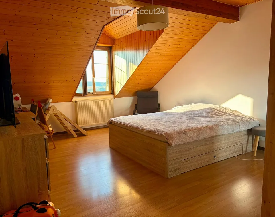 Wohnung mit 4.5 Zimmern zur Miete ab 1. November
