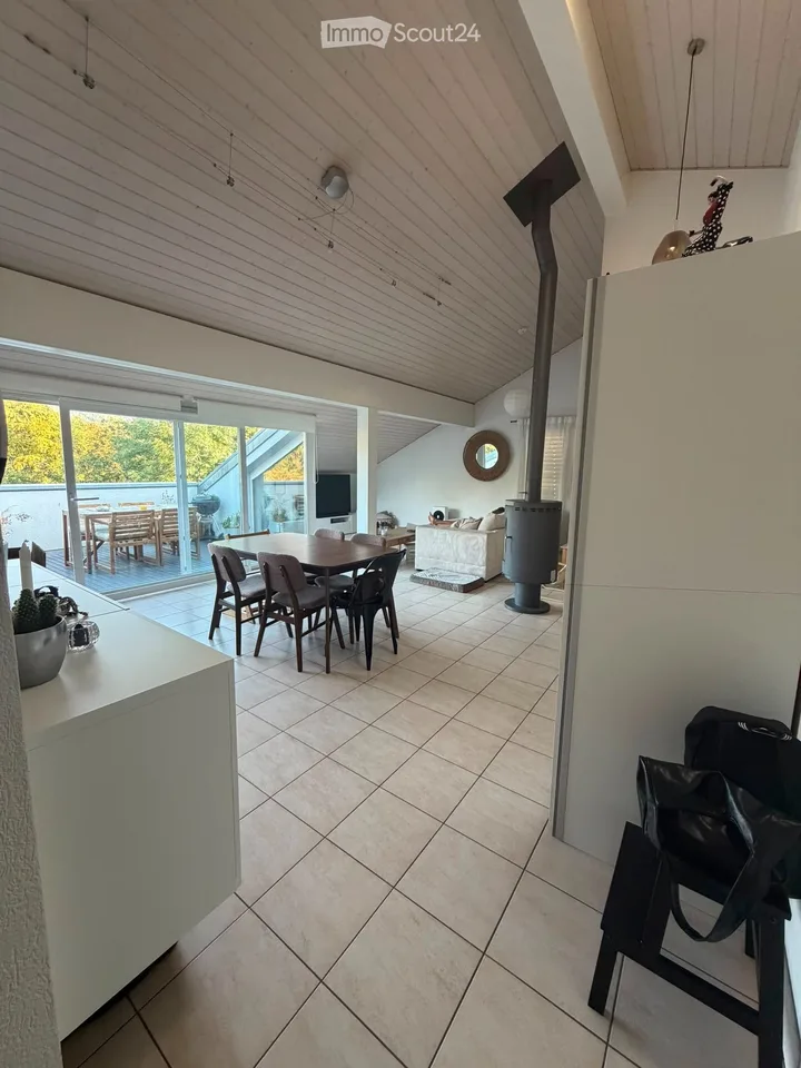 Apartment with 3.5 rooms, terrace and balcony