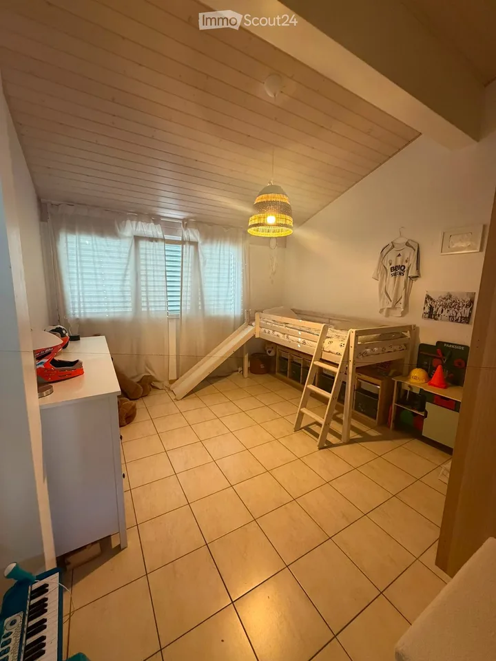 Apartment with 3.5 rooms, terrace and balcony