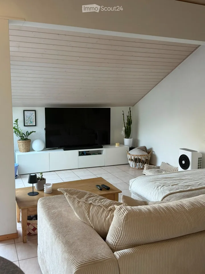 Appartement de 3.5 pièces avec terrasse et balcon