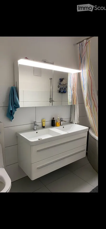 Ab sofort WG Zimmer zu Vermieten