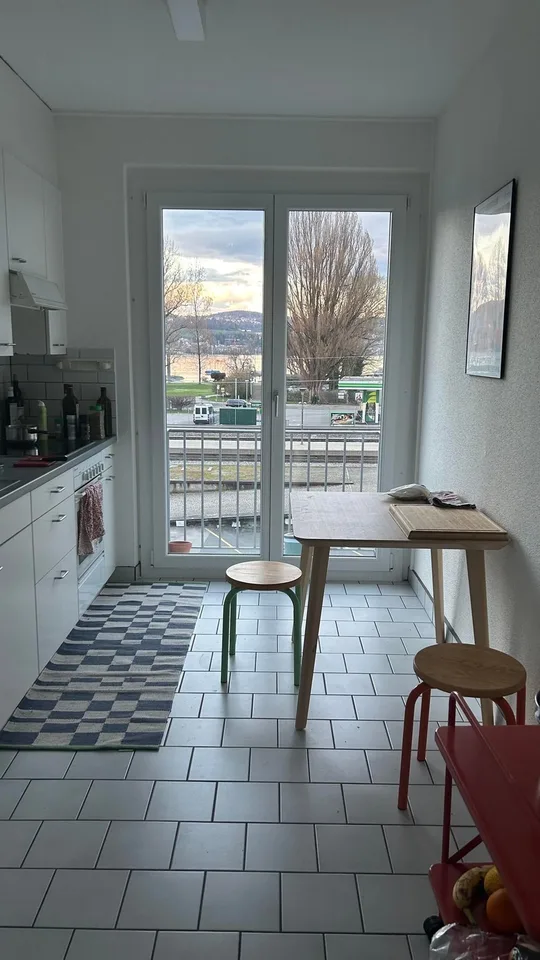 Room sublet 5 min away from lake Zürich
