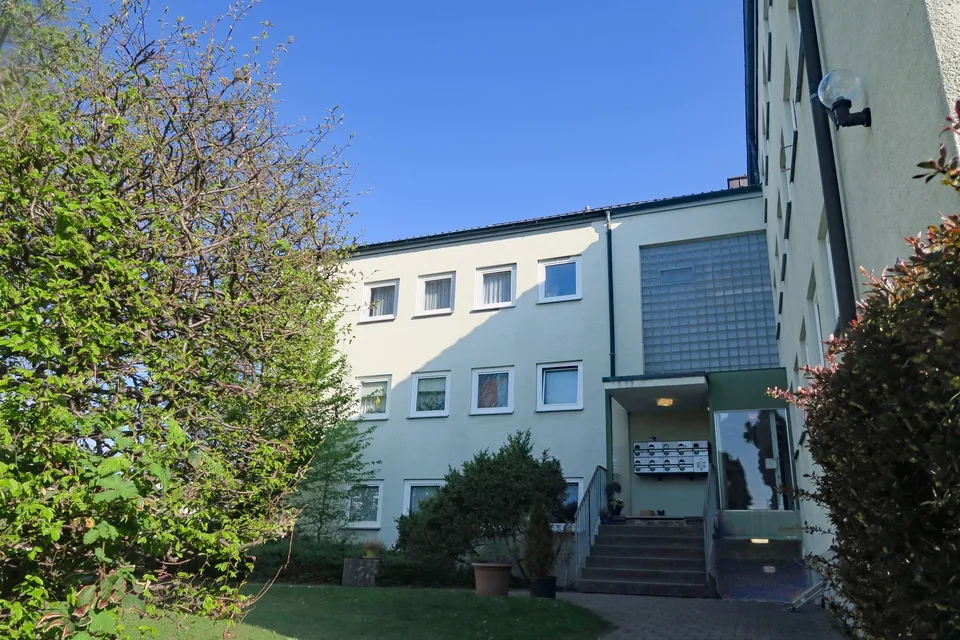 4.5 room apartment available from 01.09.2026.