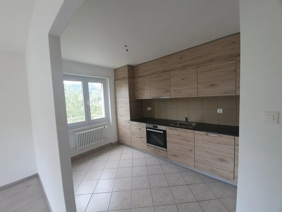 Appartement lumineux de 3.5 pièces avec balcon