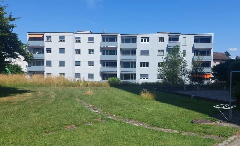 Attraktive, grossflächige 4.5-Zimmerwohnung!