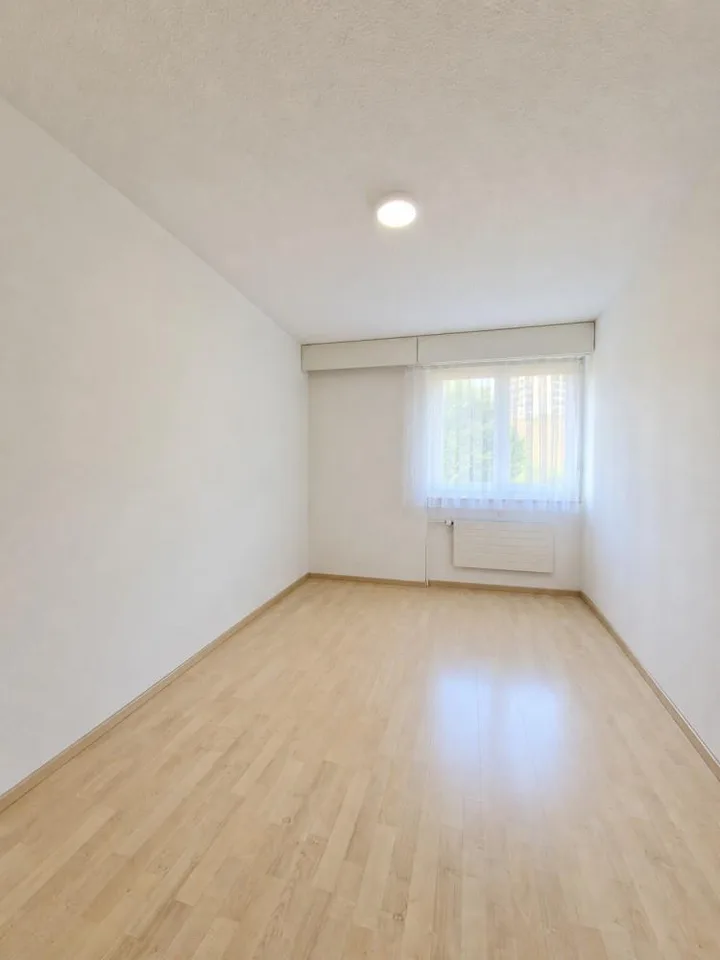 Attraktive, grossflächige 4.5-Zimmerwohnung!