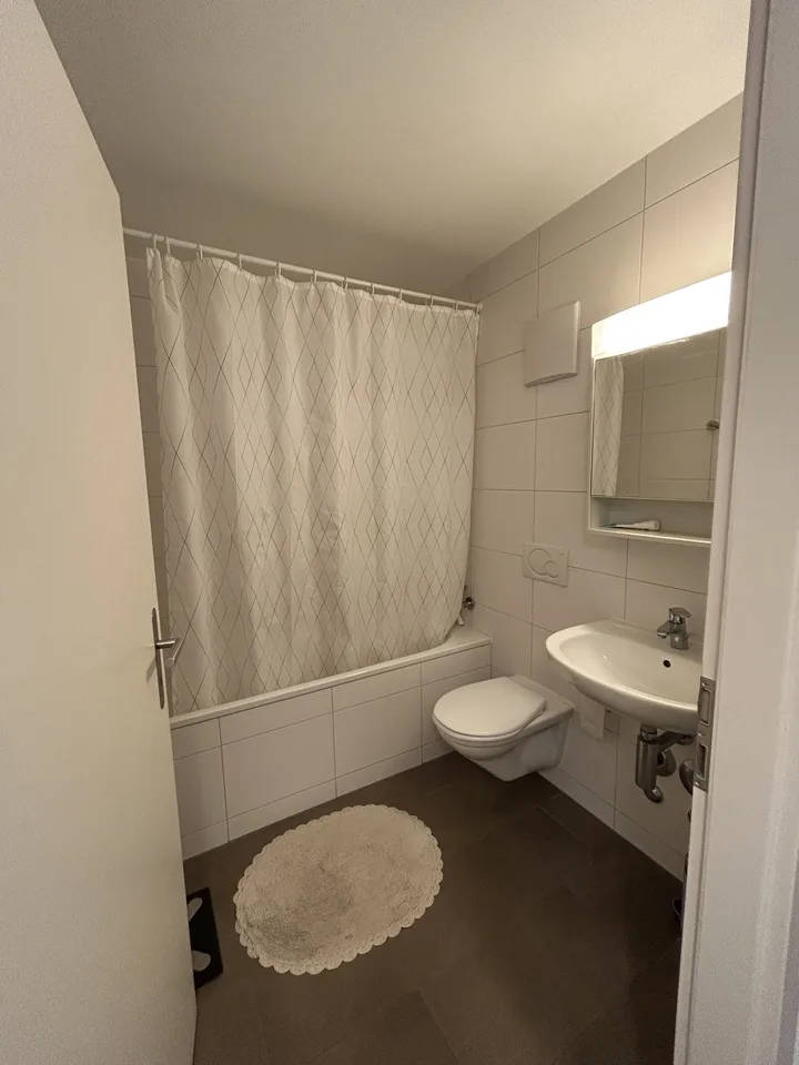 Zimmer mit eigenem Badezimmer nahe EPFL/UNIL