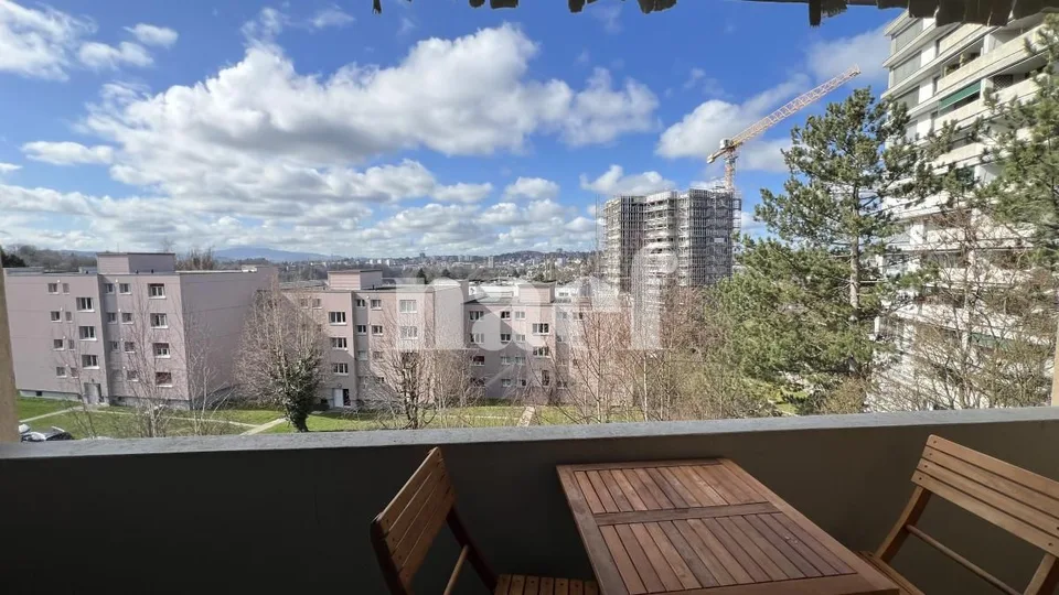 Chaleureux logement de 4 pièces au troisième étage à Fribourg !