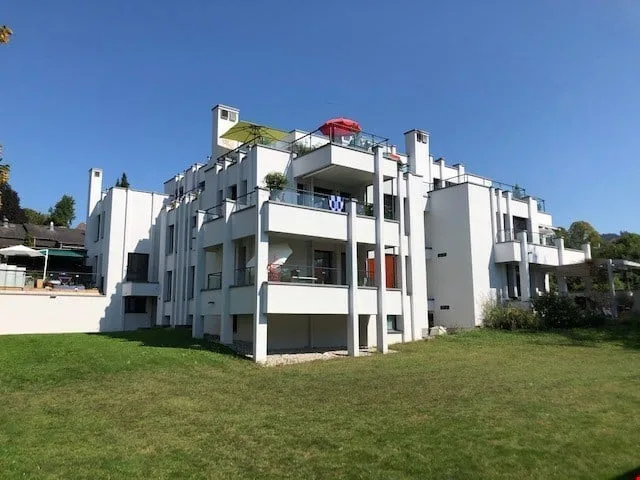 Grosszüge 4.5-Zimmerwohnung in familienfreundlicher Überbauung