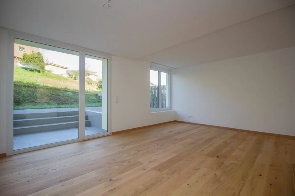 Appartement de jardin rénové de 4,5 pièces à louer