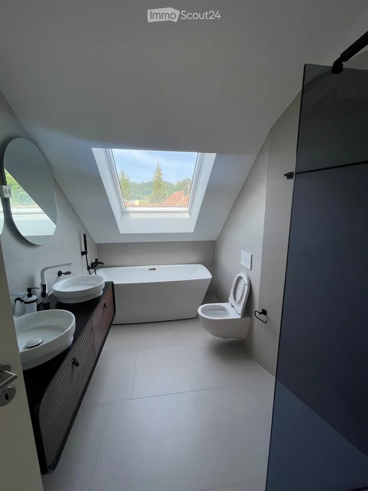 Moderne 5.5-Zimmer-Maisonette-Wohnung in Schöftland – Neubau 2025