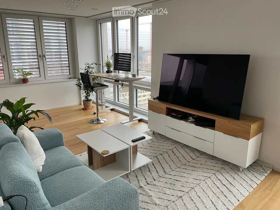 2.5 Zimmer exklusive möbilierte Wohnung im LetziTurm